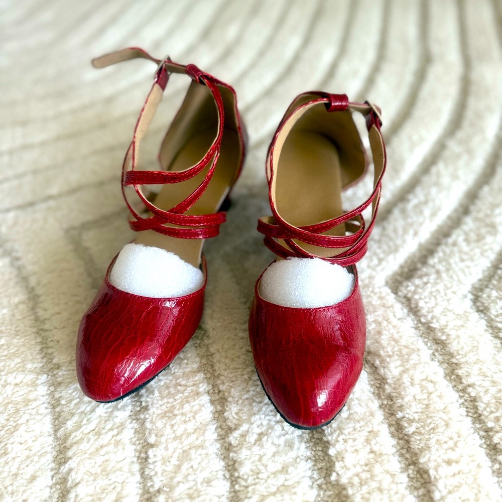 TDA dance shoes 318